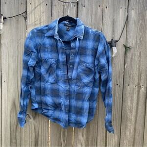 Forever 21 Womens Blue Plaid Flannel Button Down Shirt Small Long Sleeve Cropped